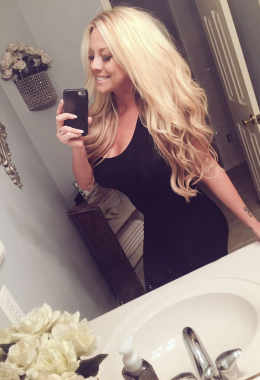 Lara Coursole, 27 <span class=